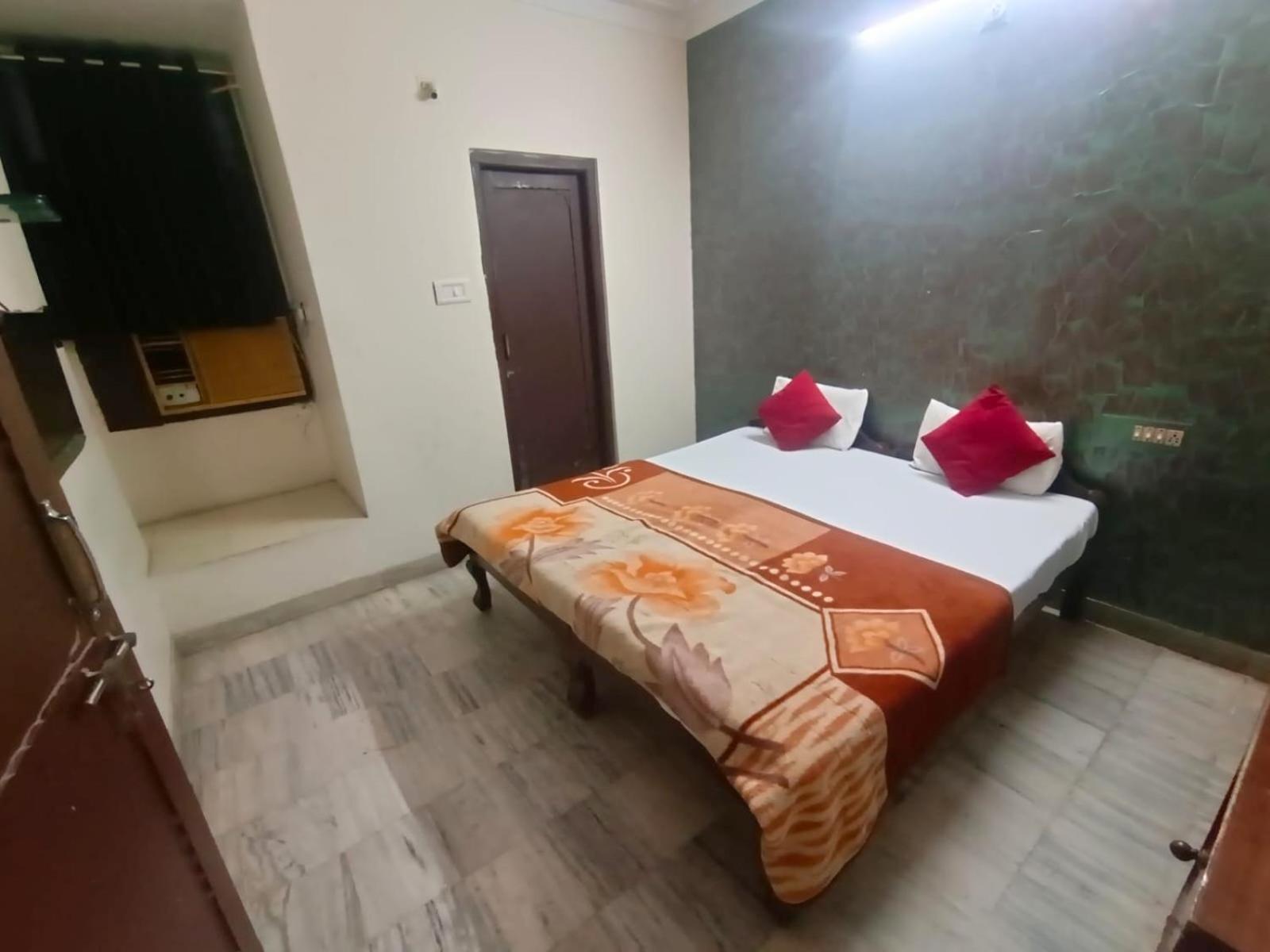 Hotel Shubham ウダイプル エクステリア 写真